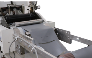 連続打ち抜き加工