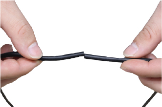 業界初！自動接着機で後工程を自動化