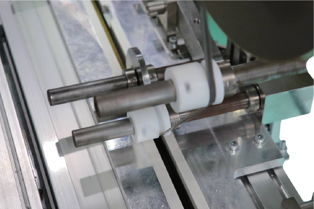 インラインでの加工自動化で目標コスト達成